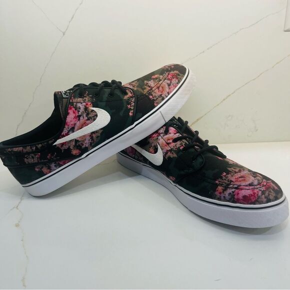 Nike Zoom Stefan Janoski Sneakers - Picture 5 of 11
